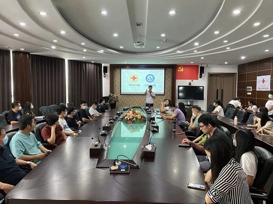 守護(hù)生命 “救”在身邊——白云山潘高壽開(kāi)展急救知識(shí)技能培訓(xùn)講座.jpg